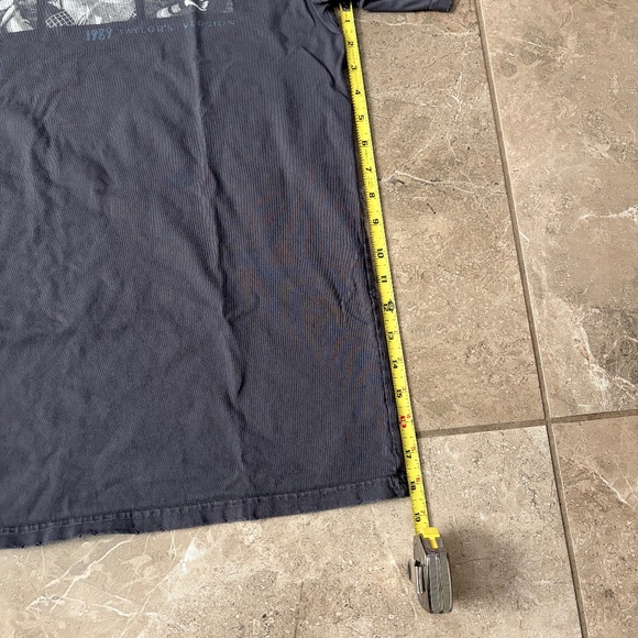 Taylor Swift 1989 "Taylor's Version" T-Shirt - Picture 5 of 8